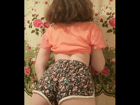❤️ Mwana wachinyamata wokongola akuvula kabudula wake pa kamera Zolaula zapamwamba pa ny.pornoreino-com.ru ☑